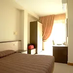 Spinelli Hotel