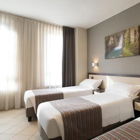 Spinelli מלון וירג'יו