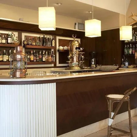 Spinelli Hotel 3*