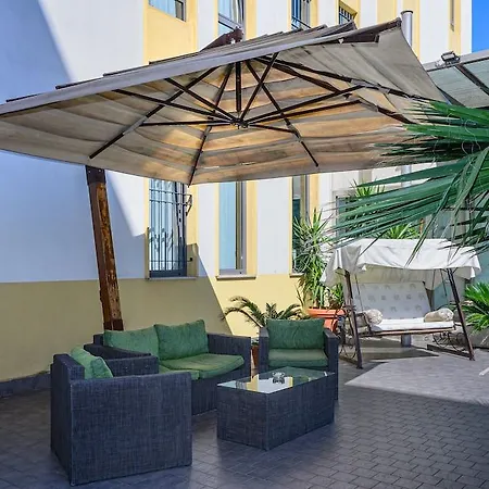 Spinelli מלון וירג'יו