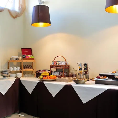 Spinelli מלון 3*