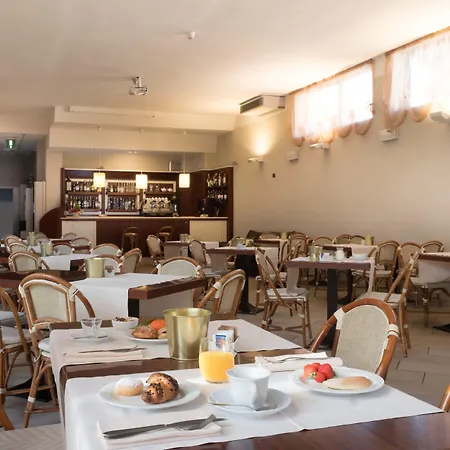 מלון Spinelli וירג'יו