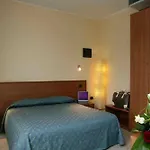Spinelli فندق فياريجيو