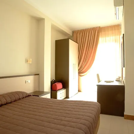 Spinelli Hotel